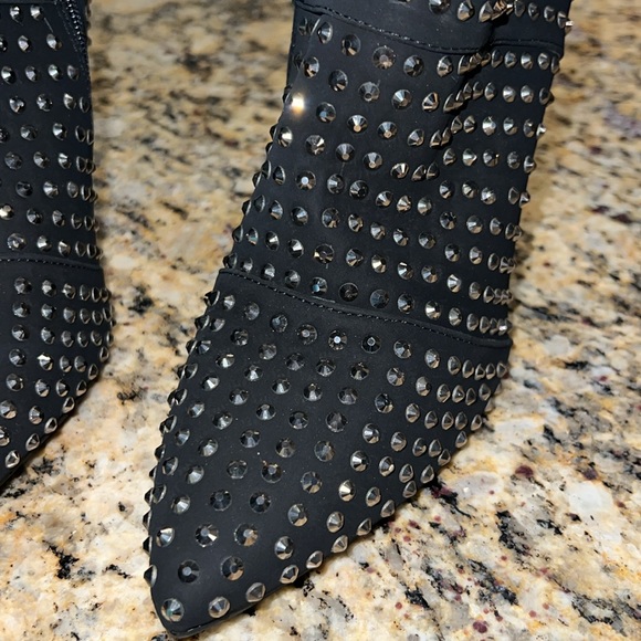 Women Steve Madden ankle boots never worn size 9 4” heel - Picture 4 of 14